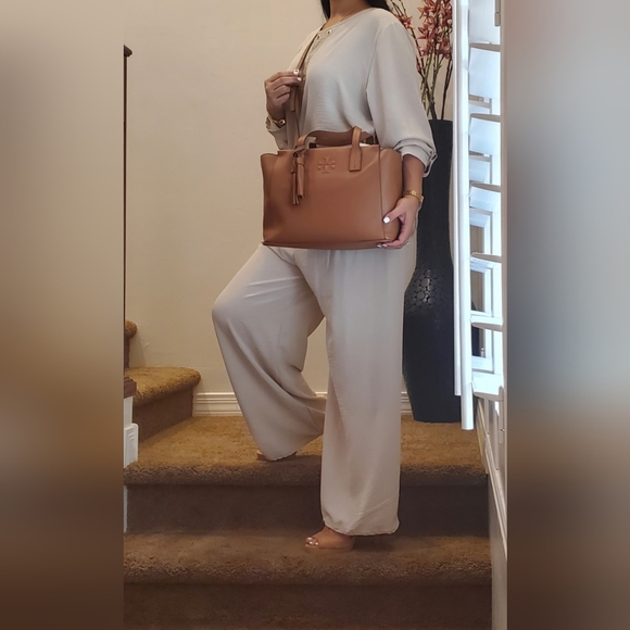 BRAND NEW! FABULOUS TORY BURCH Thea Slouchy Satchel/Crossbody Bag w/ Strap - Picture 15 of 16